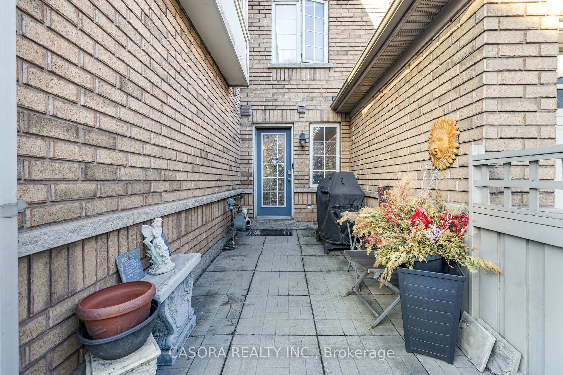 Photo 11 of 454 Beach Boulevard, Hamilton, Hamilton Beach — HOMEH