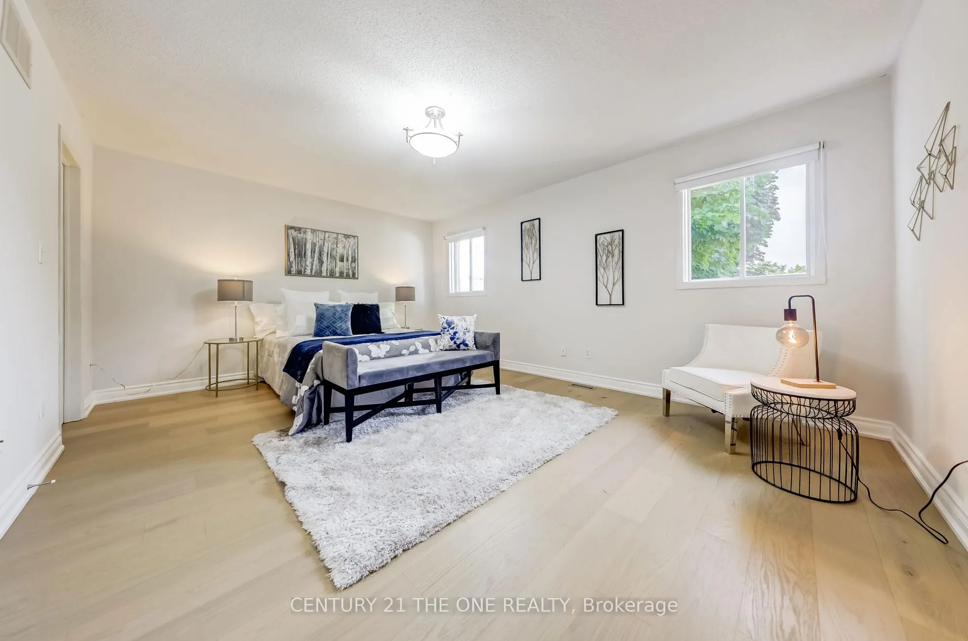Photo 10 of 116 Hollandview Trail, Aurora, Bayview Wellington — HOMEH