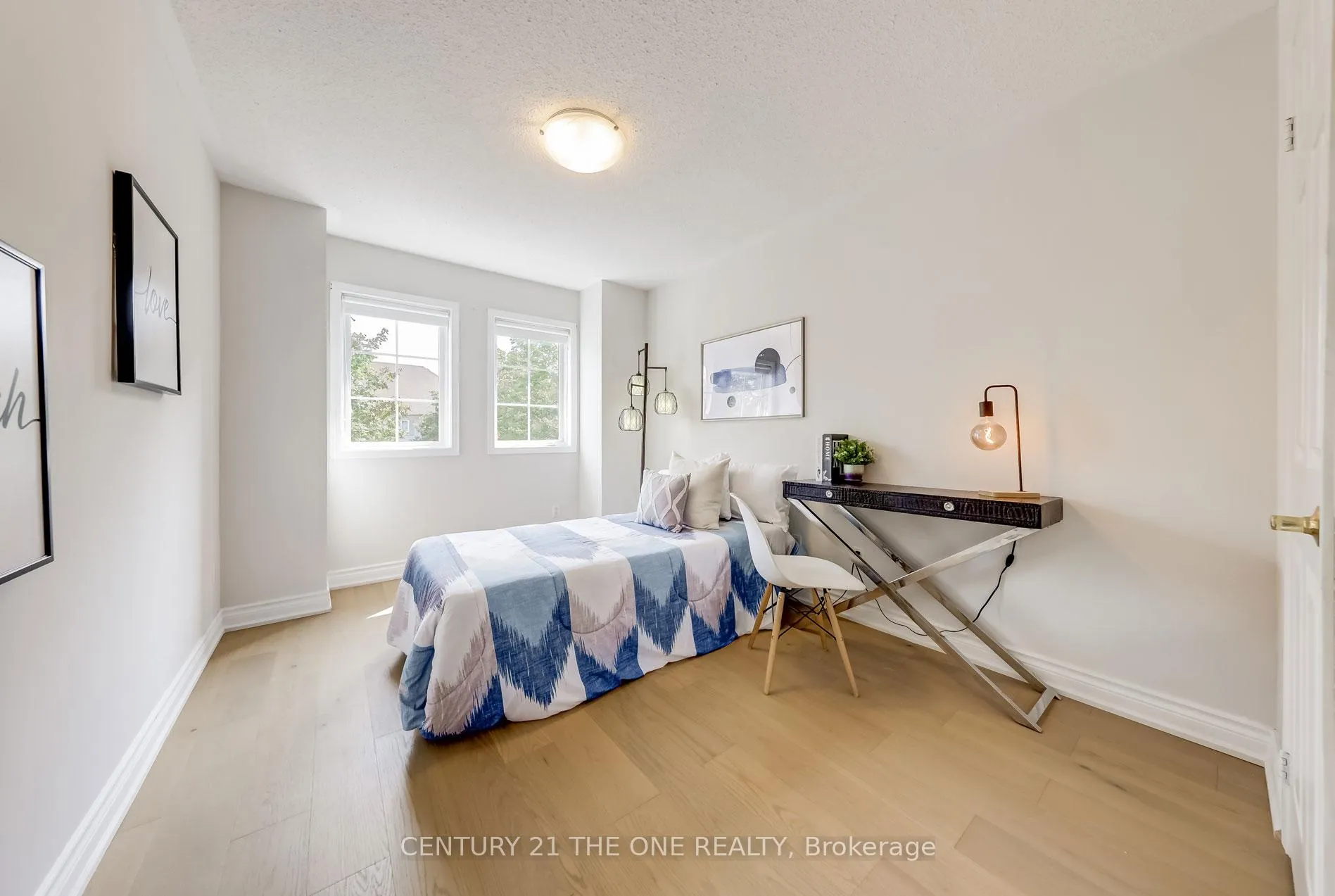 Photo 11 of 116 Hollandview Trail, Aurora, Bayview Wellington — HOMEH