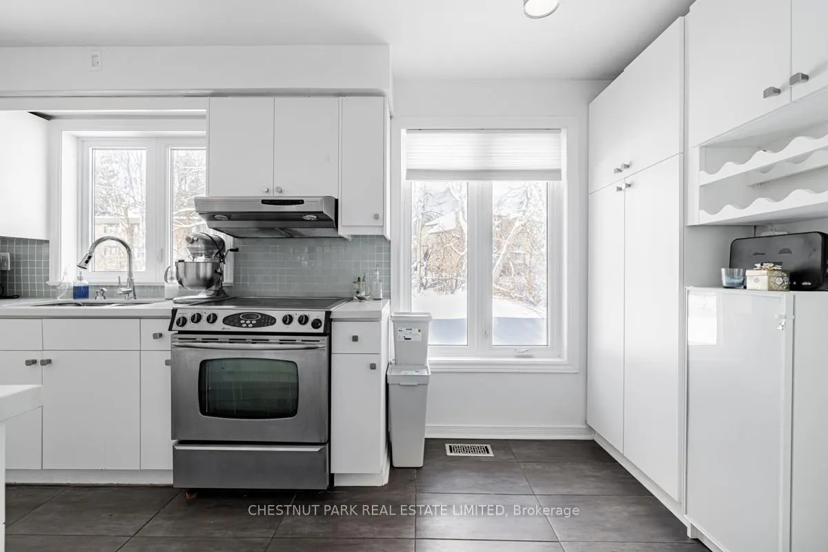 Photo 9 of 52 Tefley Road, North York, Newtonbrook West — HOMEH