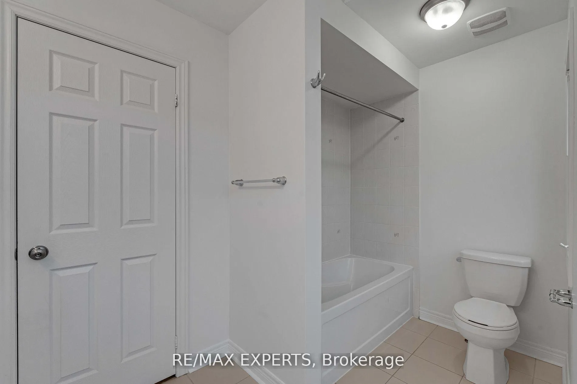 Photo 30 of 41 McCabe Lane, New Tecumseth, Tottenham — HOMEH