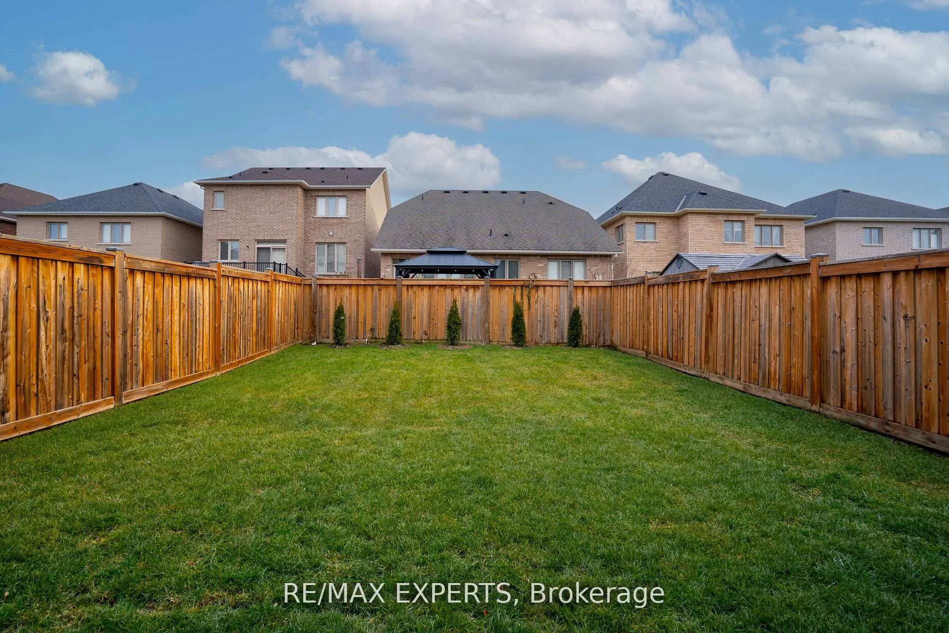 Photo 35 of 41 McCabe Lane, New Tecumseth, Tottenham — HOMEH