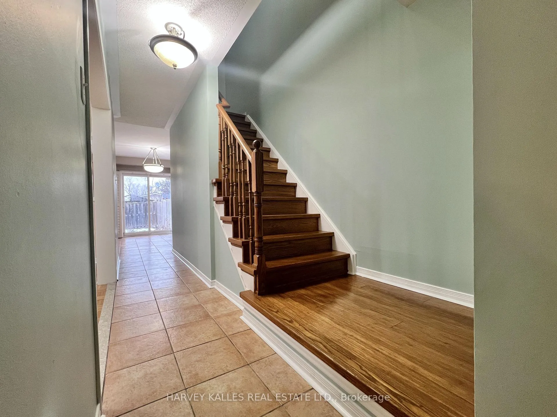 Photo 8 of 55 Native Landing, Brampton, Fletcher's Creek Village — HOMEH