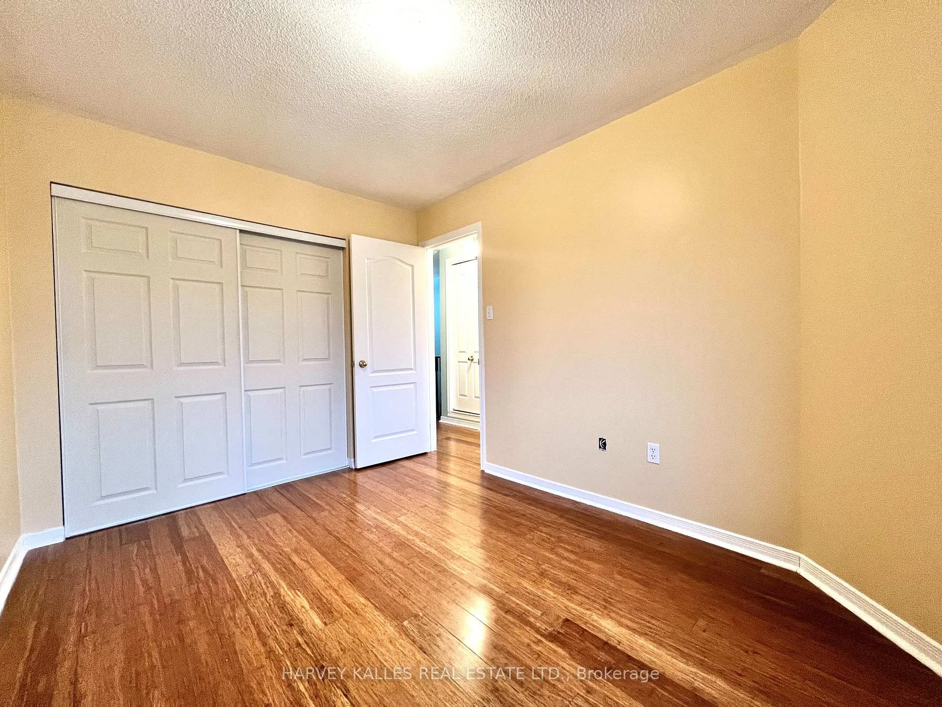 Photo 11 of 55 Native Landing, Brampton, Fletcher's Creek Village — HOMEH