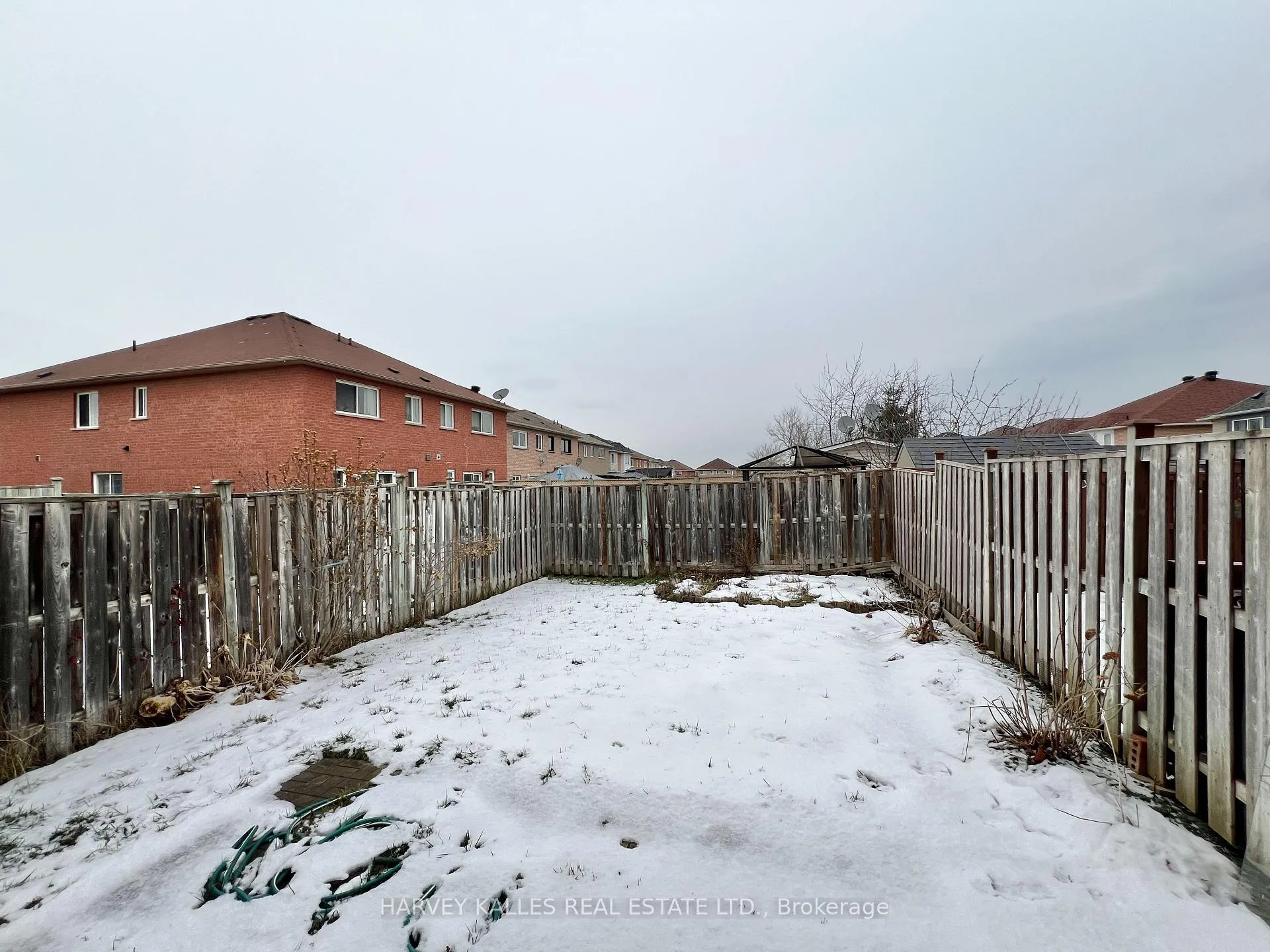 Photo 23 of 55 Native Landing, Brampton, Fletcher's Creek Village — HOMEH