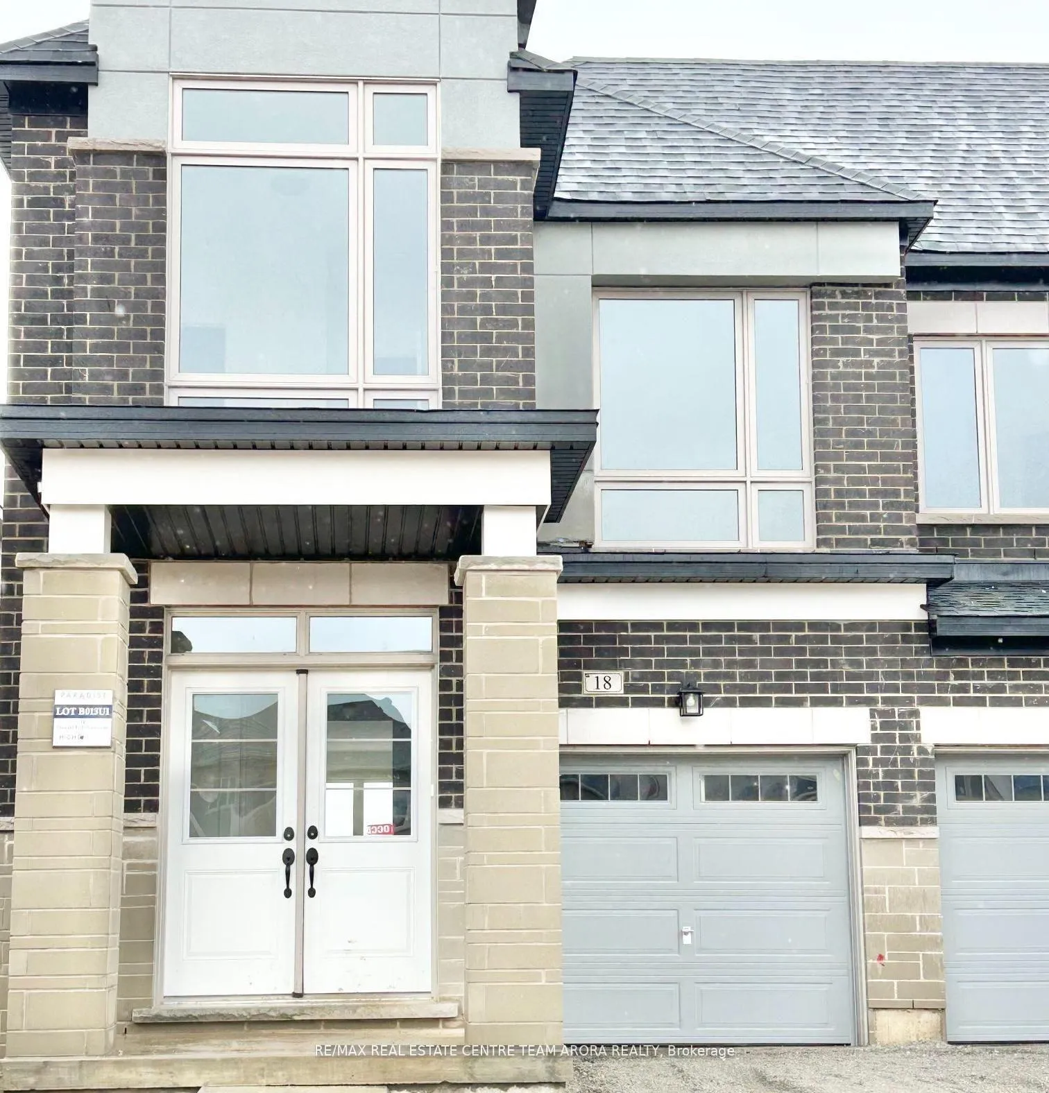 Photo 2 of Unit Bsmt, 18 Donald Ficht Crescent, Brampton, Northwest Brampton — HOMEH