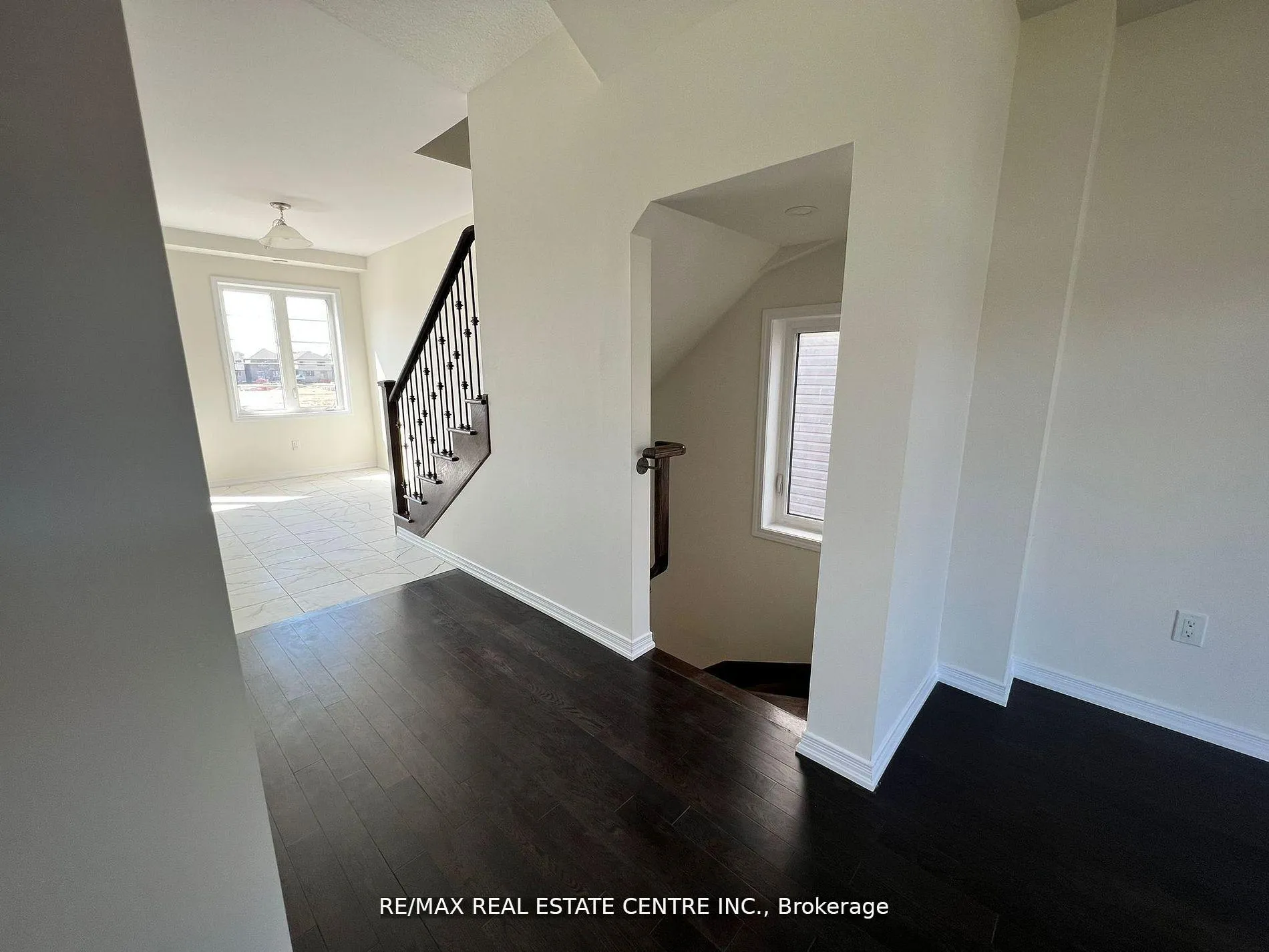 Photo 7 of 255 gillespie Drive, Brant, Brantford Twp — HOMEH