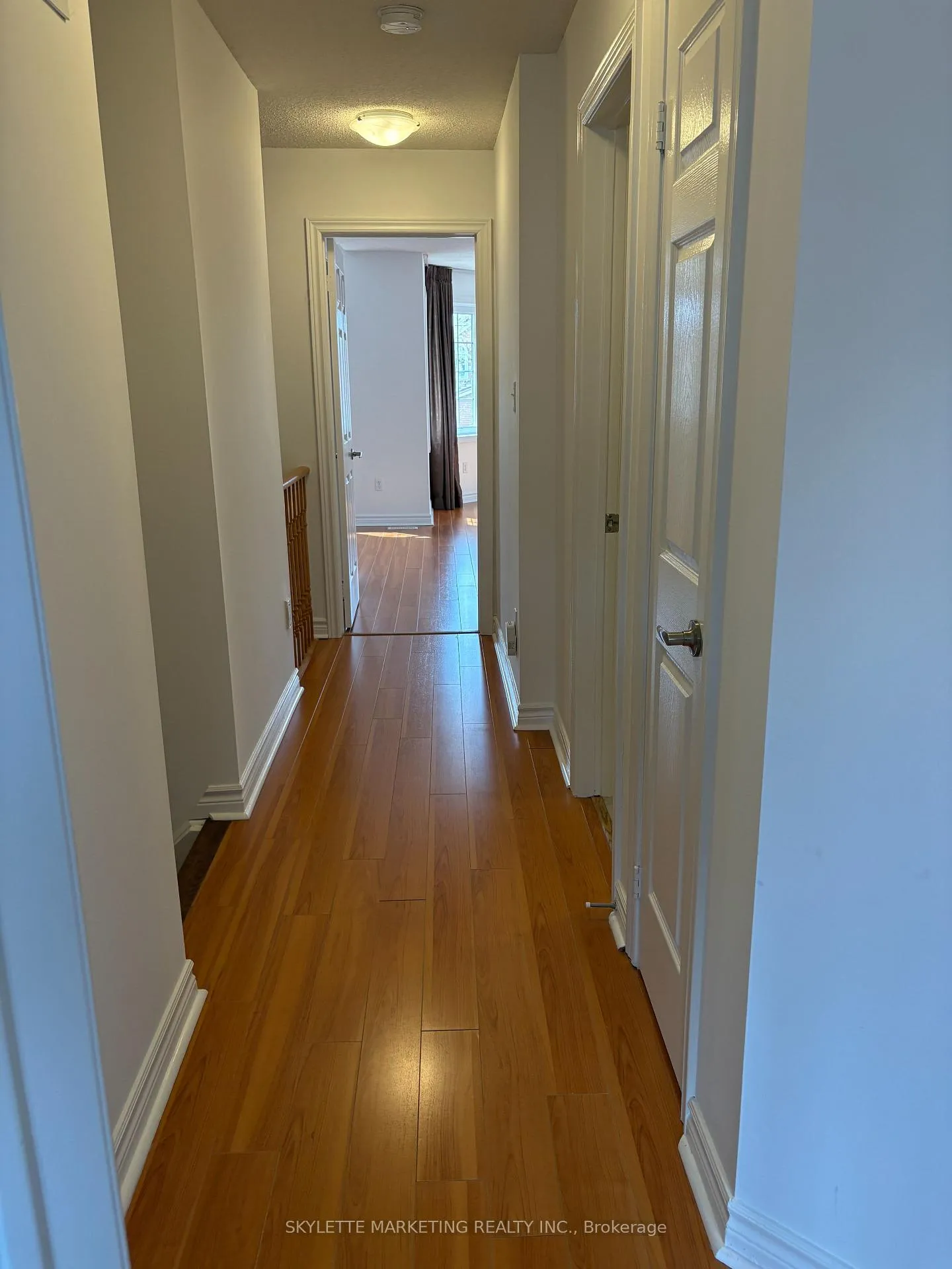 Photo 9 of 307 Milliken Meadow Drive, Markham, Milliken Mills West — HOMEH