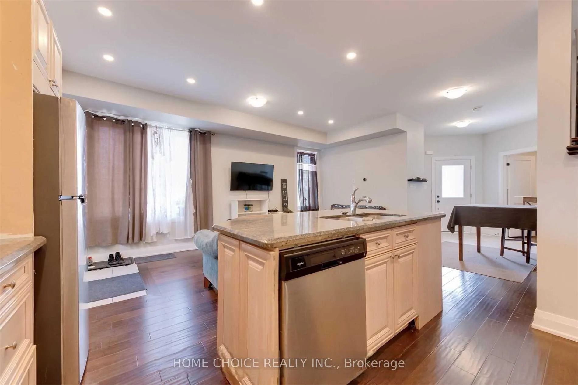 Photo 7 of 27 Stonehart Lane, Barrie, East Bayfield — HOMEH