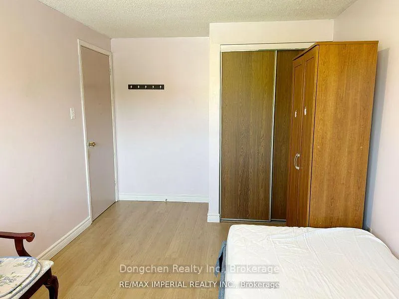 Photo 15 of 145 Risebrough Circuit, Markham, Milliken Mills West — HOMEH