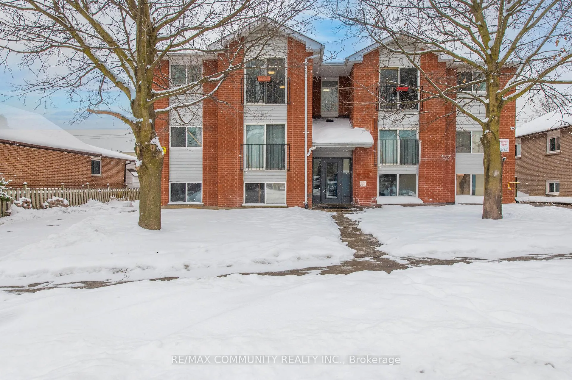 Front of Unit B1, 339 Buena Vista Avenue