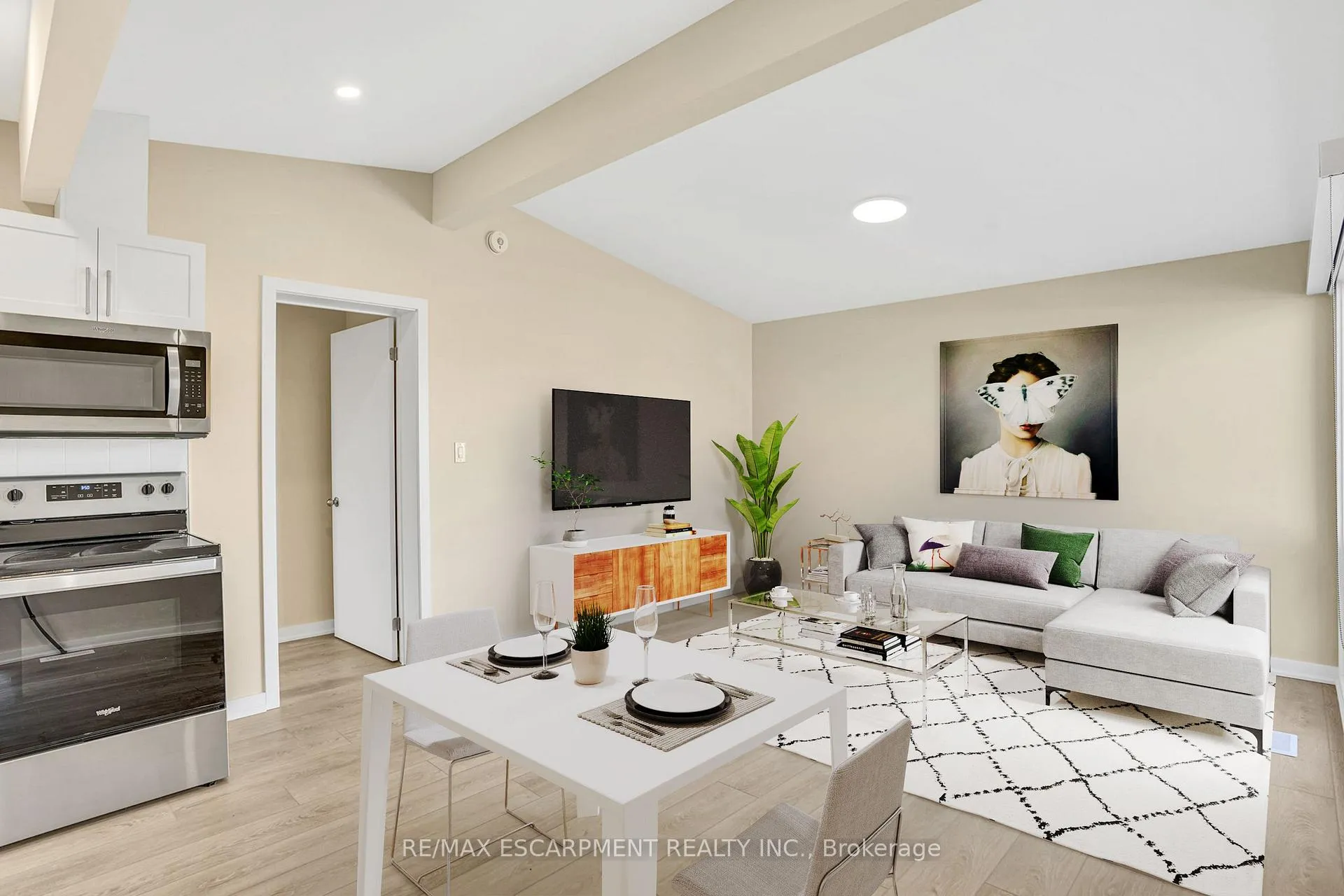Photo 1 of Unit A, 782 Mohawk Road, Hamilton, Hampton Heights — HOMEH