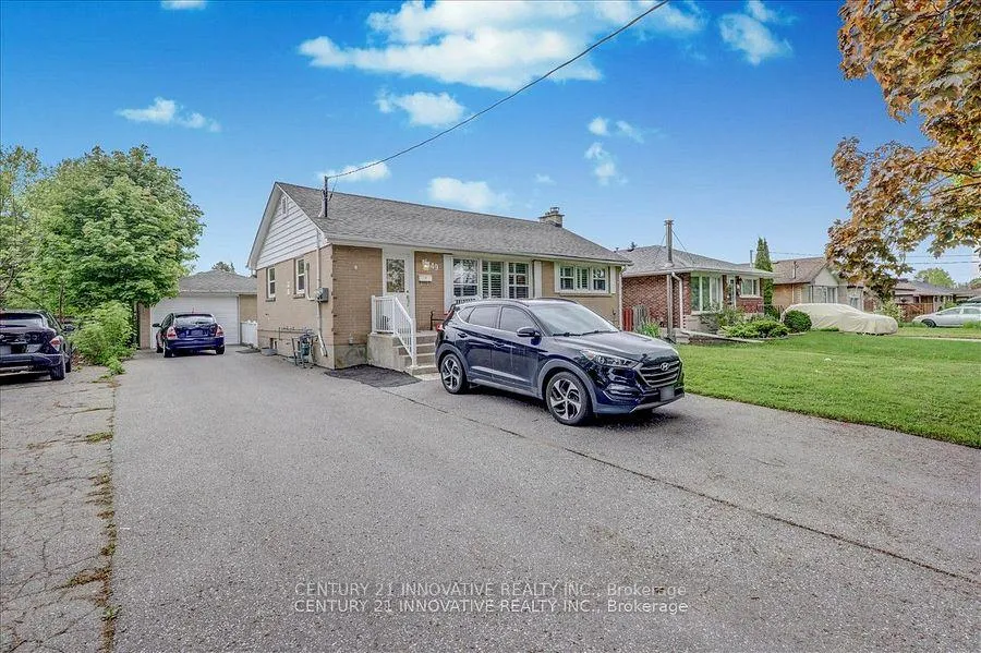 Photo 2 of 449 Fernhill Boulevard, Oshawa, McLaughlin — HOMEH