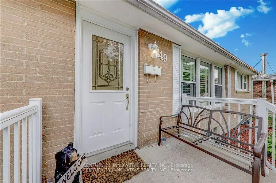 Photo 3 of 449 Fernhill Boulevard, Oshawa, McLaughlin — HOMEH
