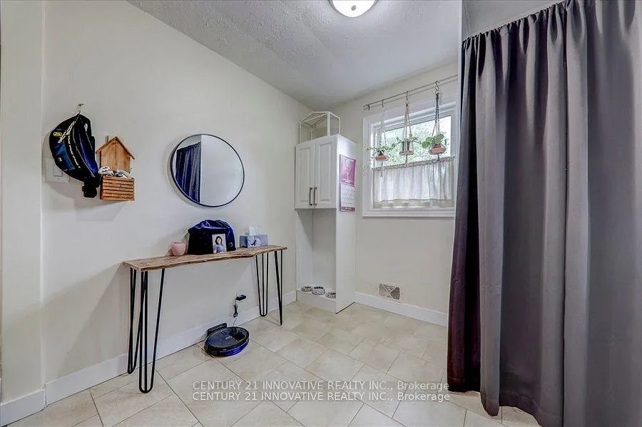 Photo 8 of 449 Fernhill Boulevard, Oshawa, McLaughlin — HOMEH