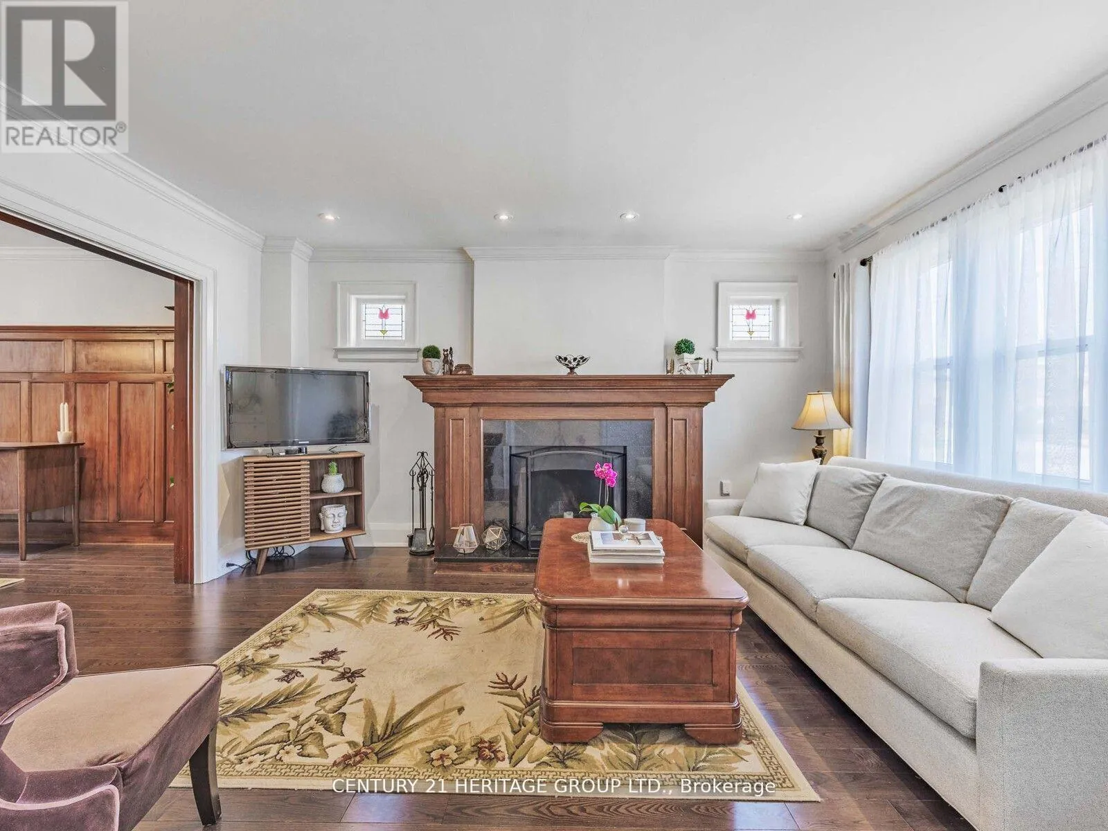 Photo 5 of 49 Yonge Boulevard, Toronto, Lawrence Park North — HOMEH