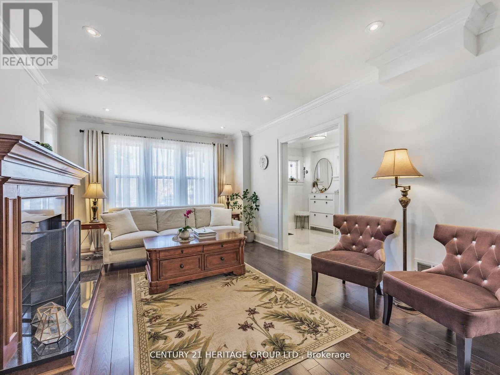 Photo 7 of 49 Yonge Boulevard, Toronto, Lawrence Park North — HOMEH