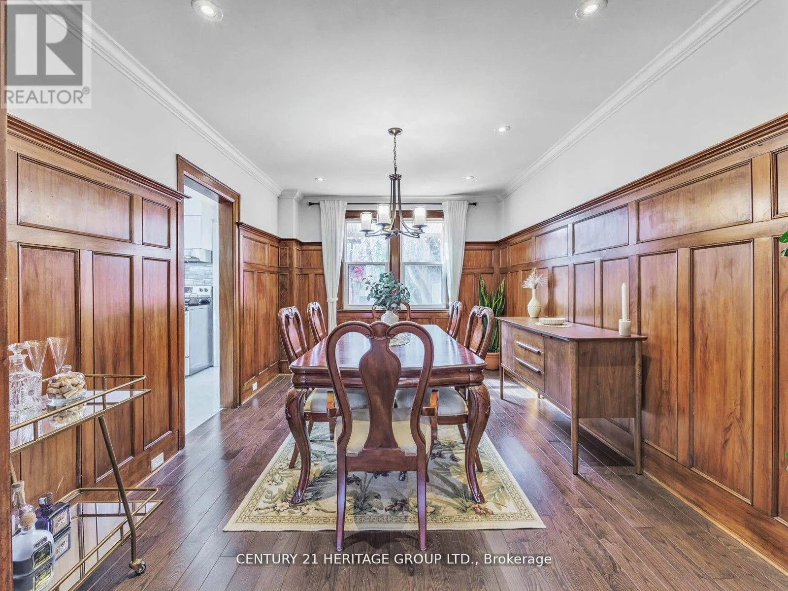 Photo 9 of 49 Yonge Boulevard, Toronto, Lawrence Park North — HOMEH