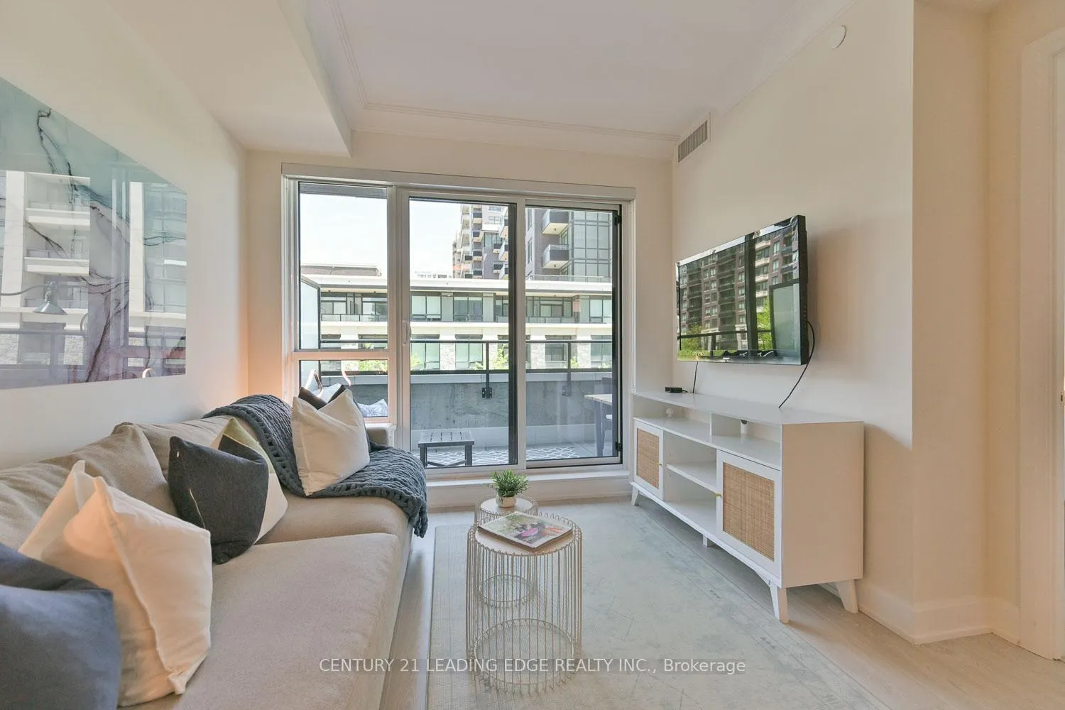 Photo 16 of Unit 210, 18 Water Walk Drive, Markham, Unionville — HOMEH