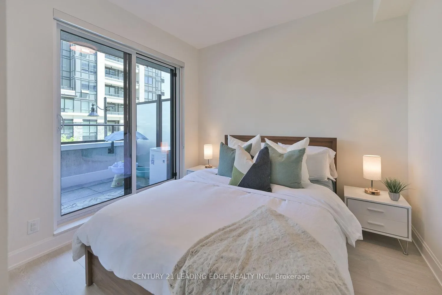 Photo 19 of Unit 210, 18 Water Walk Drive, Markham, Unionville — HOMEH