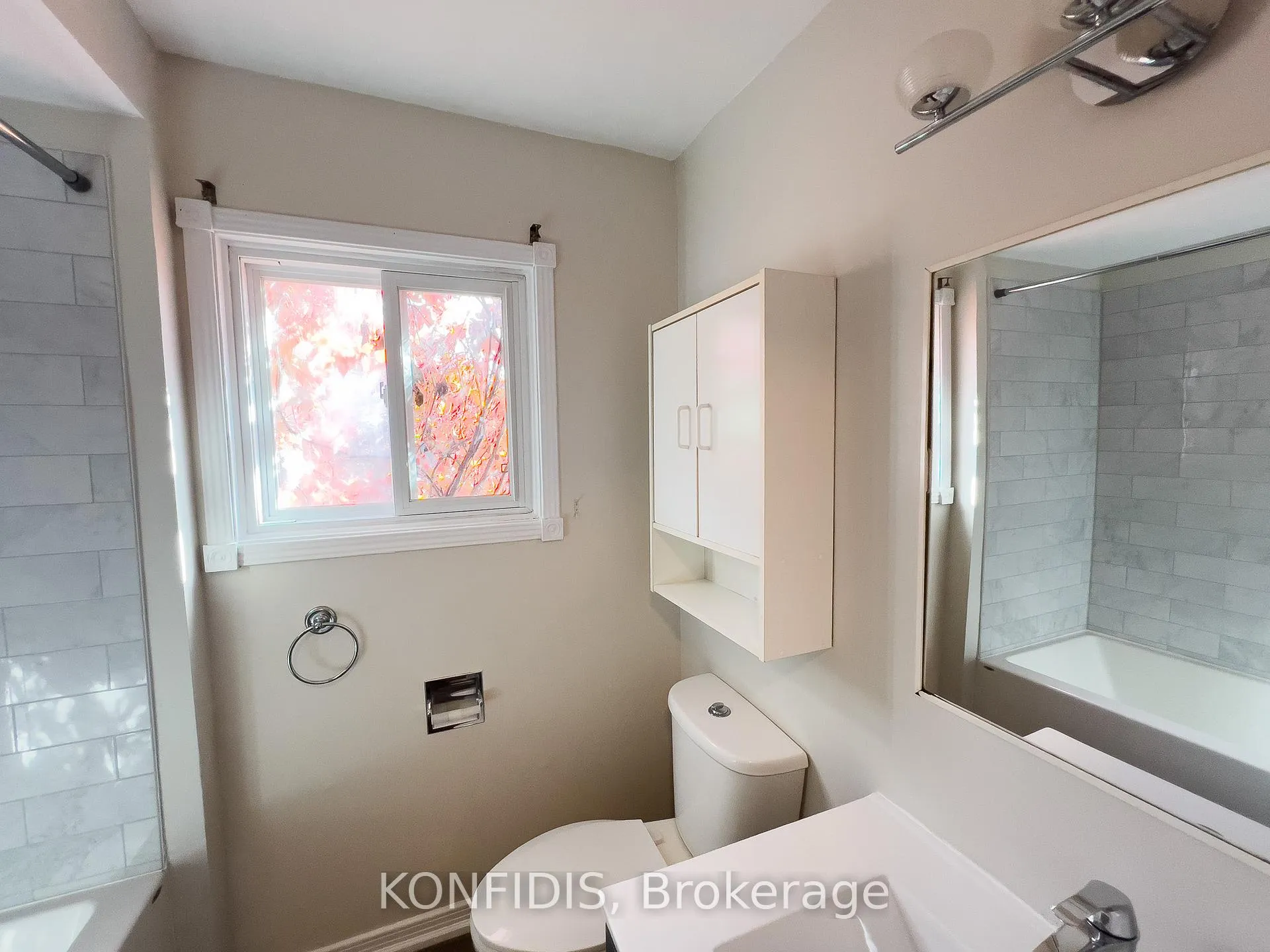 Photo 7 of 58 Rose Way, Markham, Markham Village — HOMEH