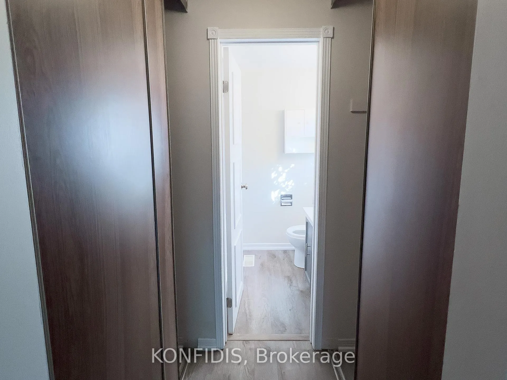 Photo 17 of 58 Rose Way, Markham, Markham Village — HOMEH