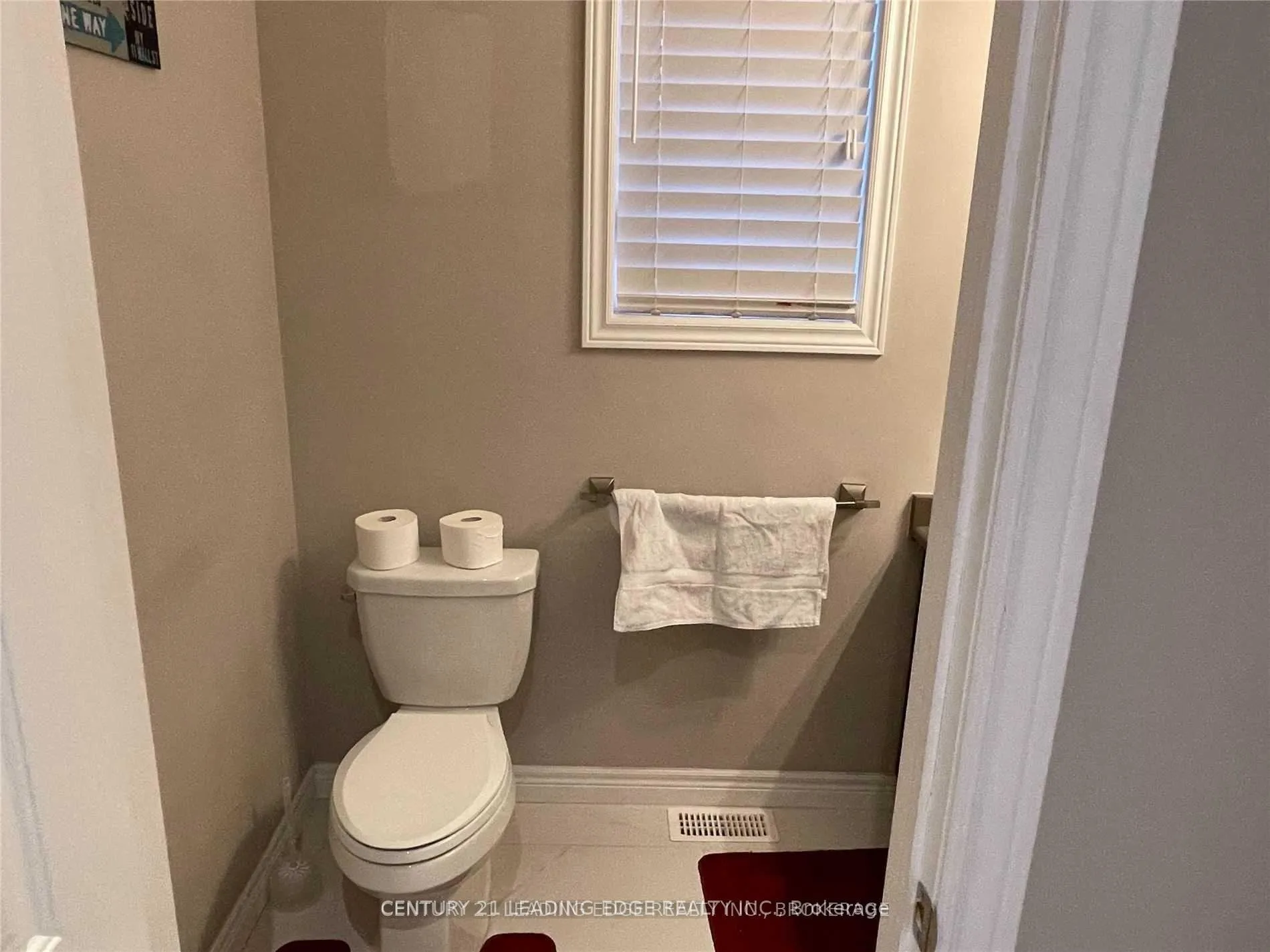 Photo 8 of 142 Chambers Drive, Hamilton, Ancaster — HOMEH
