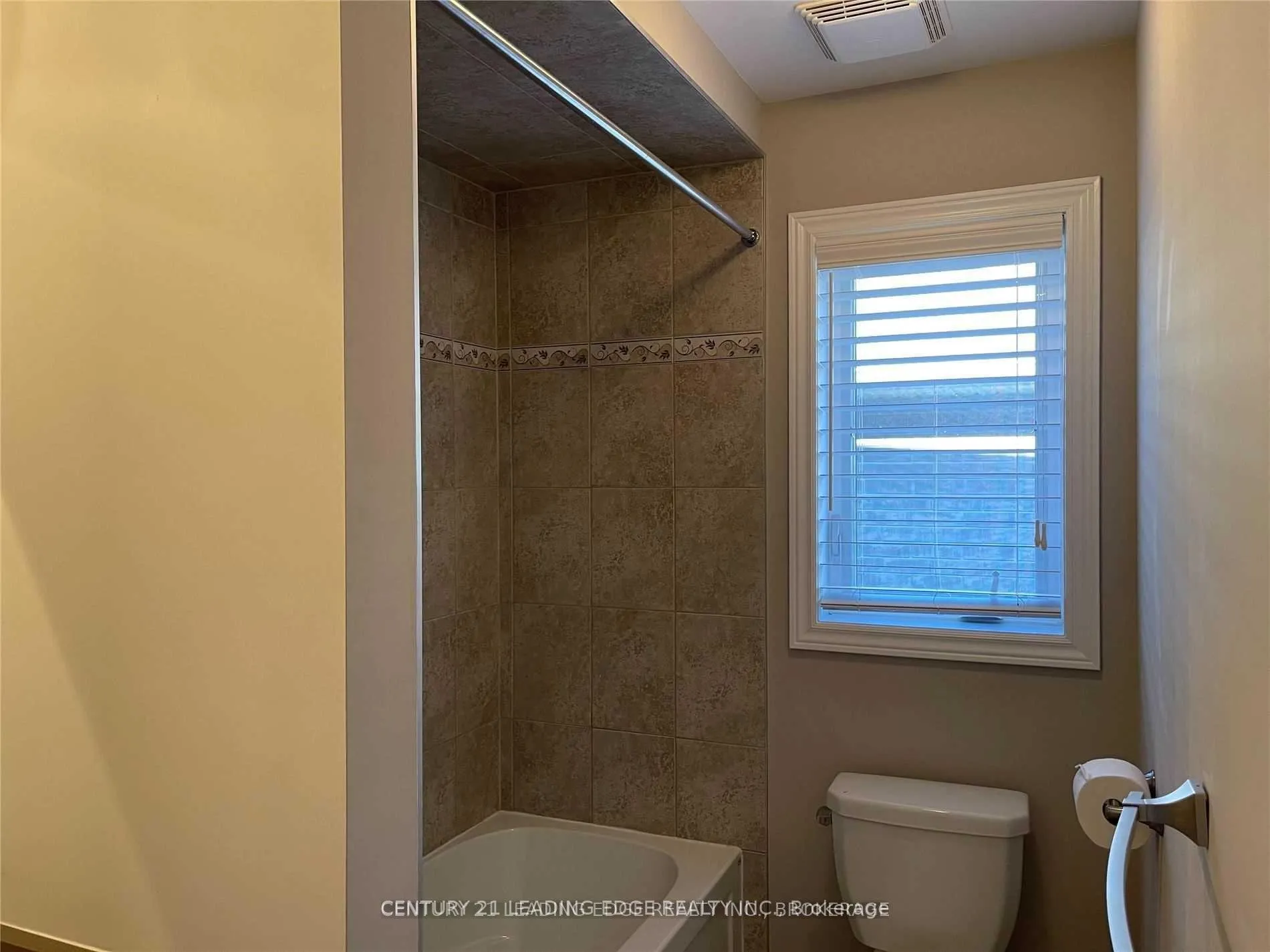 Photo 31 of 142 Chambers Drive, Hamilton, Ancaster — HOMEH