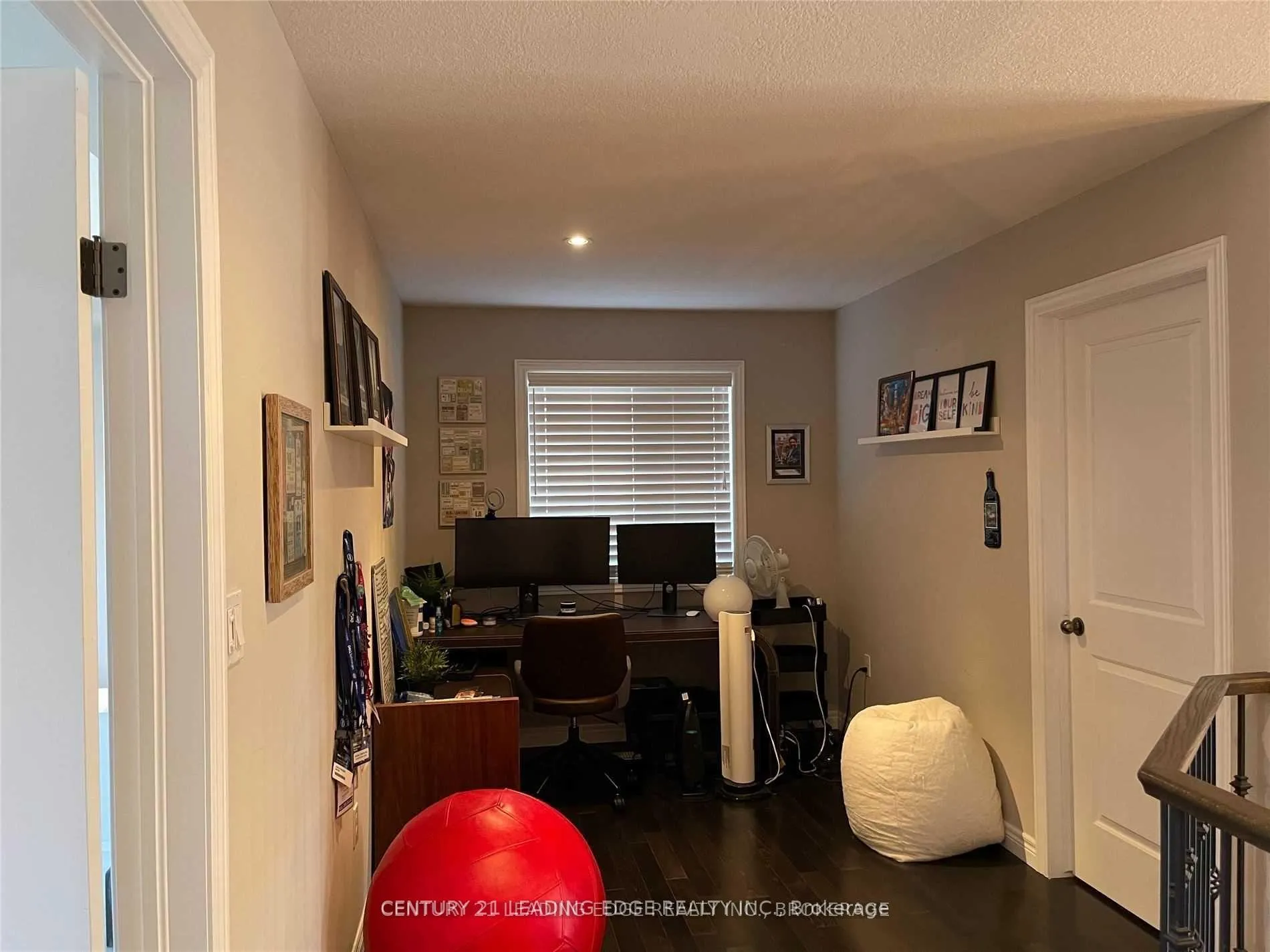 Photo 35 of 142 Chambers Drive, Hamilton, Ancaster — HOMEH