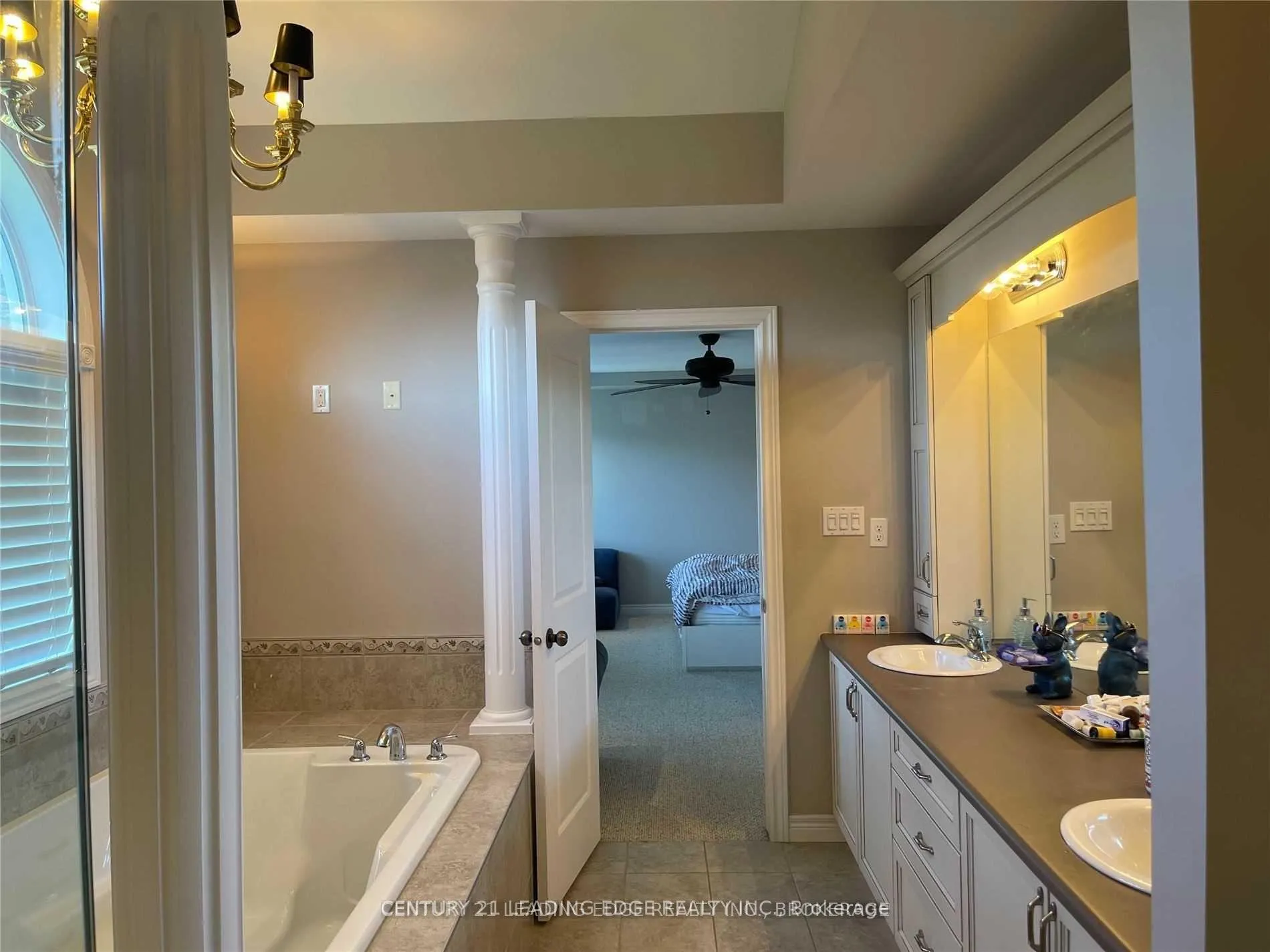 Photo 39 of 142 Chambers Drive, Hamilton, Ancaster — HOMEH