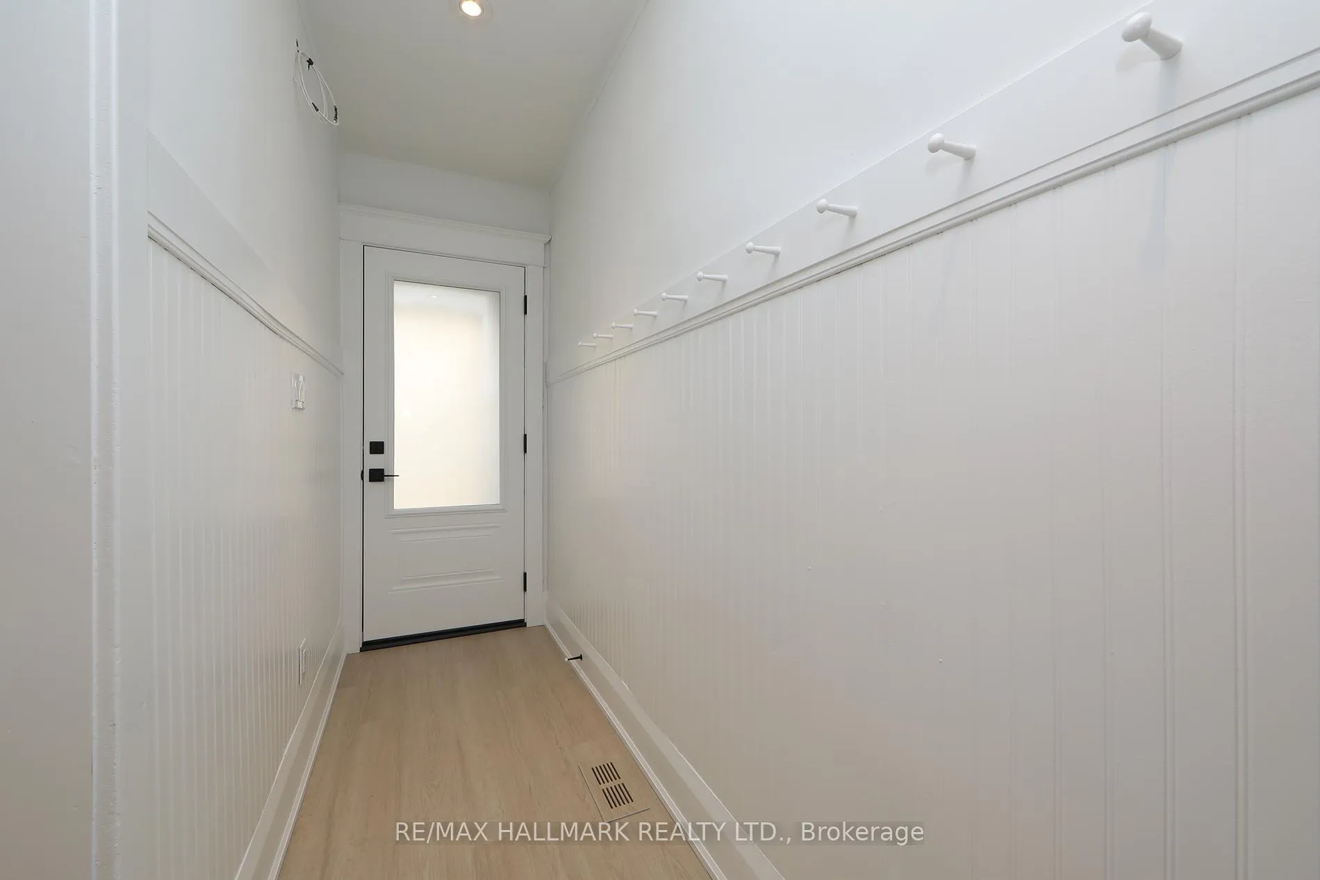 Photo 6 of 47 Hiltz Avenue, Toronto, South Riverdale — HOMEH