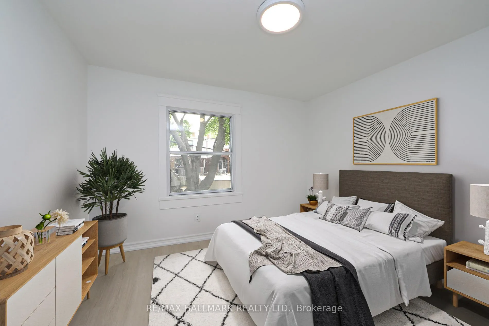 Photo 27 of 47 Hiltz Avenue, Toronto, South Riverdale — HOMEH