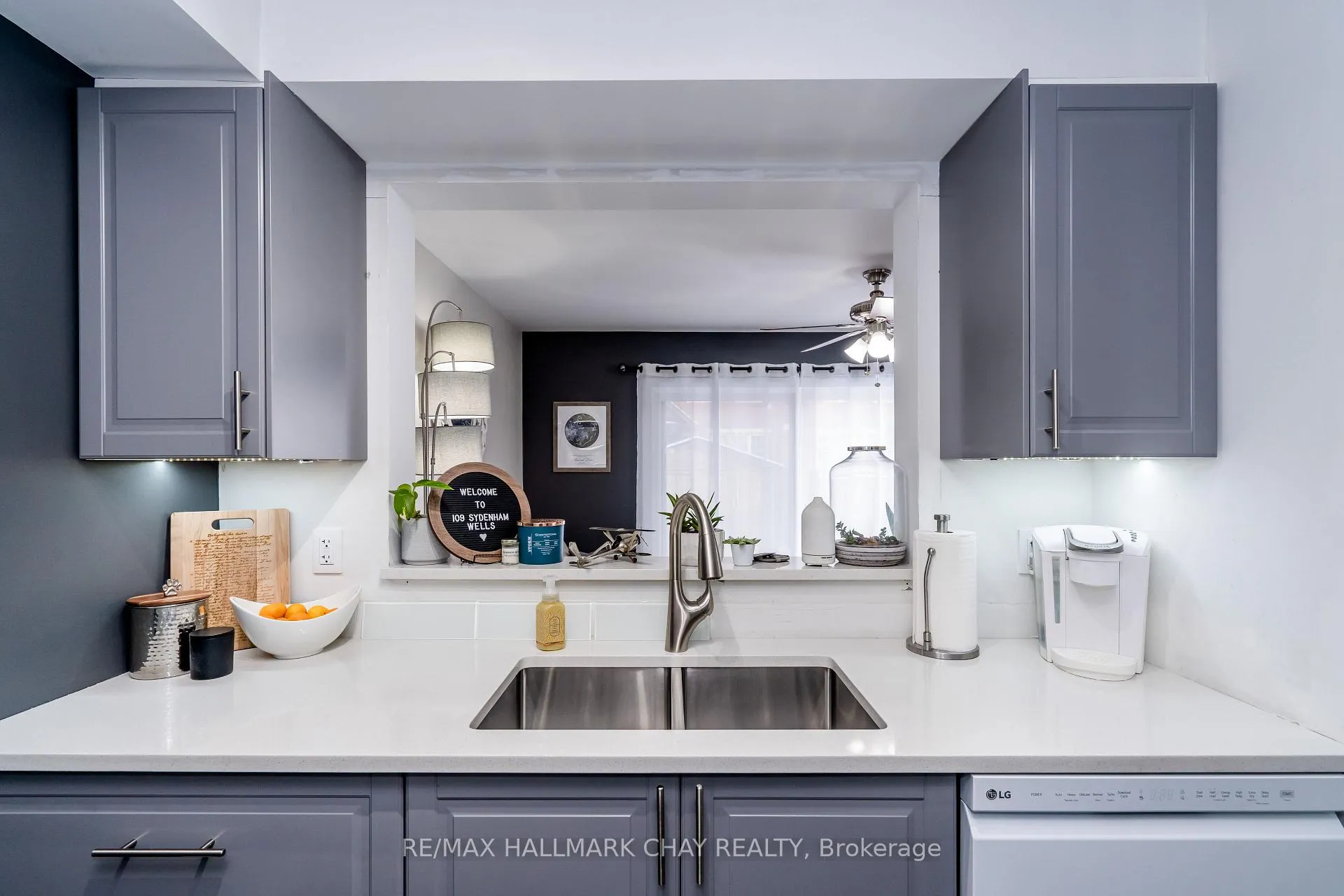 Photo 7 of 109 Sydenham Wells, Barrie, Georgian Drive — HOMEH