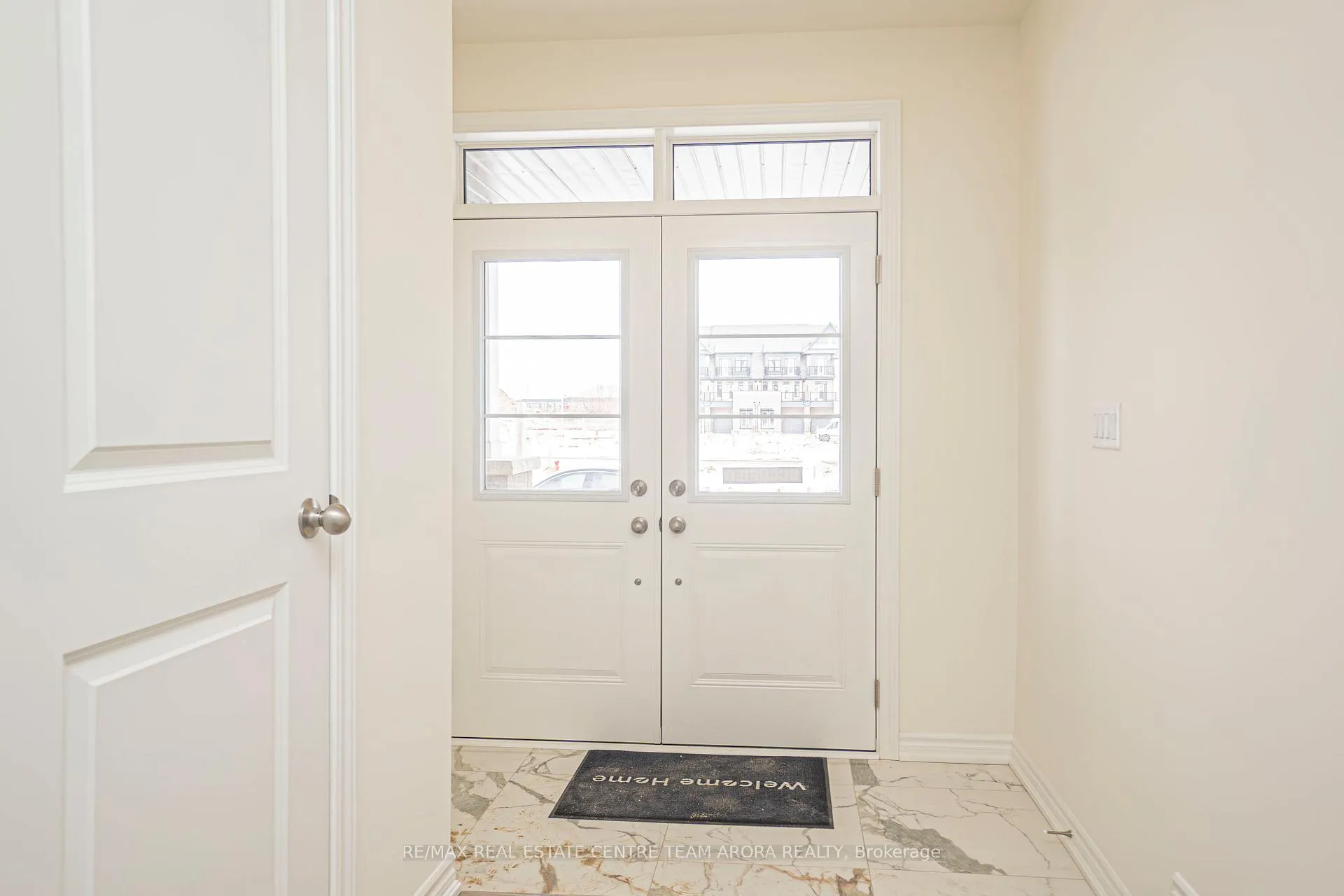Photo 2 of 62 Bonnington Drive, Brampton, Northwest Brampton — HOMEH
