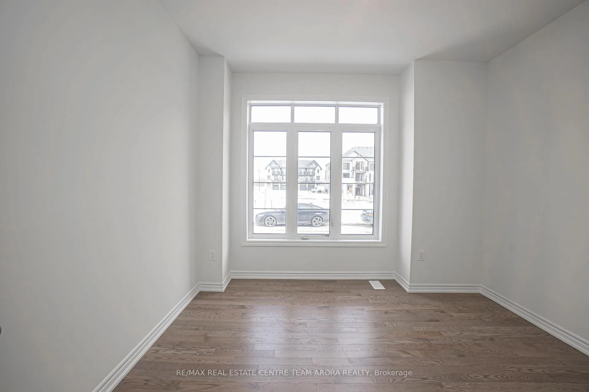 Photo 17 of 62 Bonnington Drive, Brampton, Northwest Brampton — HOMEH