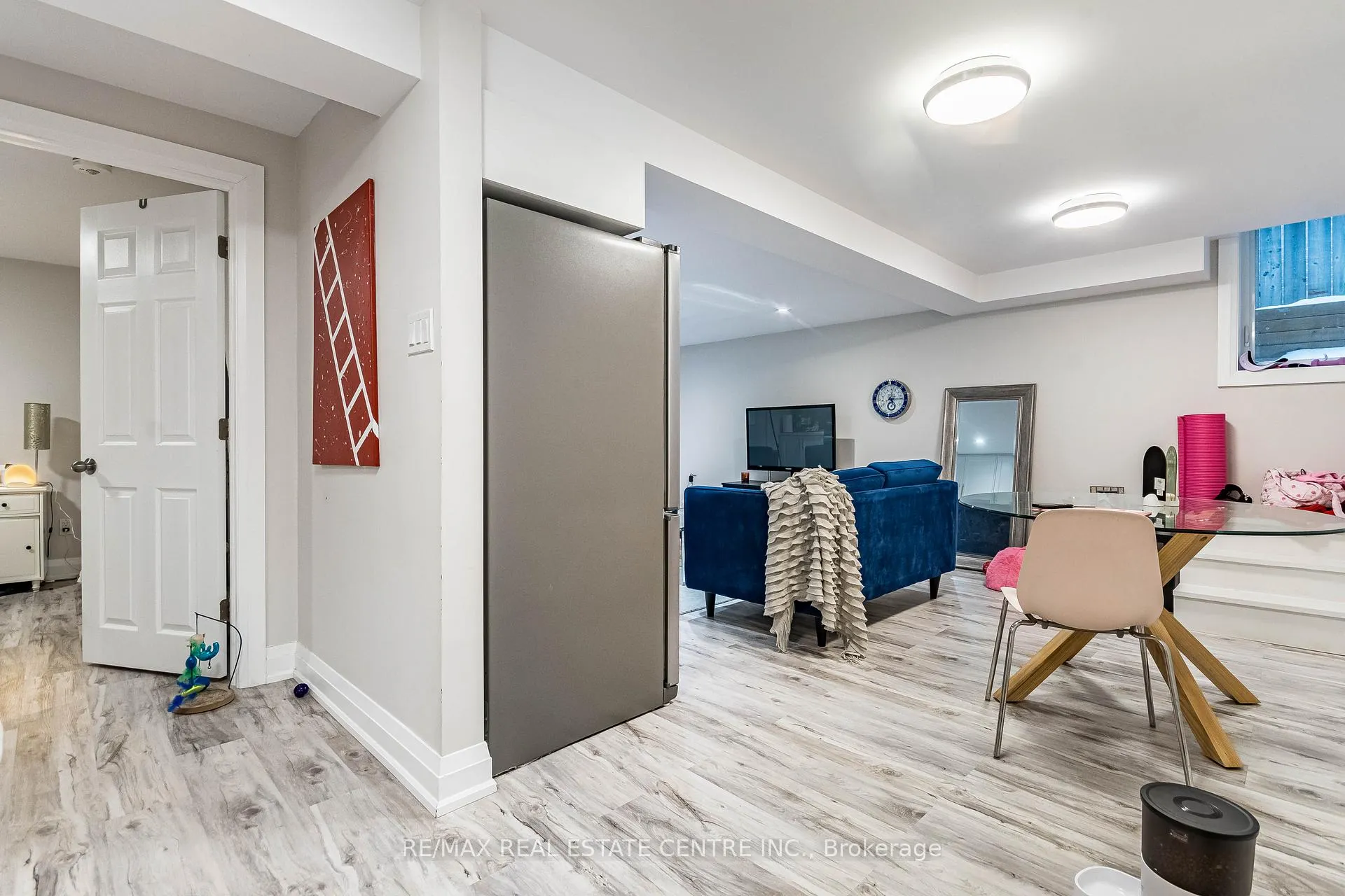 Photo 22 of Unit Lower, 17 Sable Drive, Hamilton, Ancaster — HOMEH