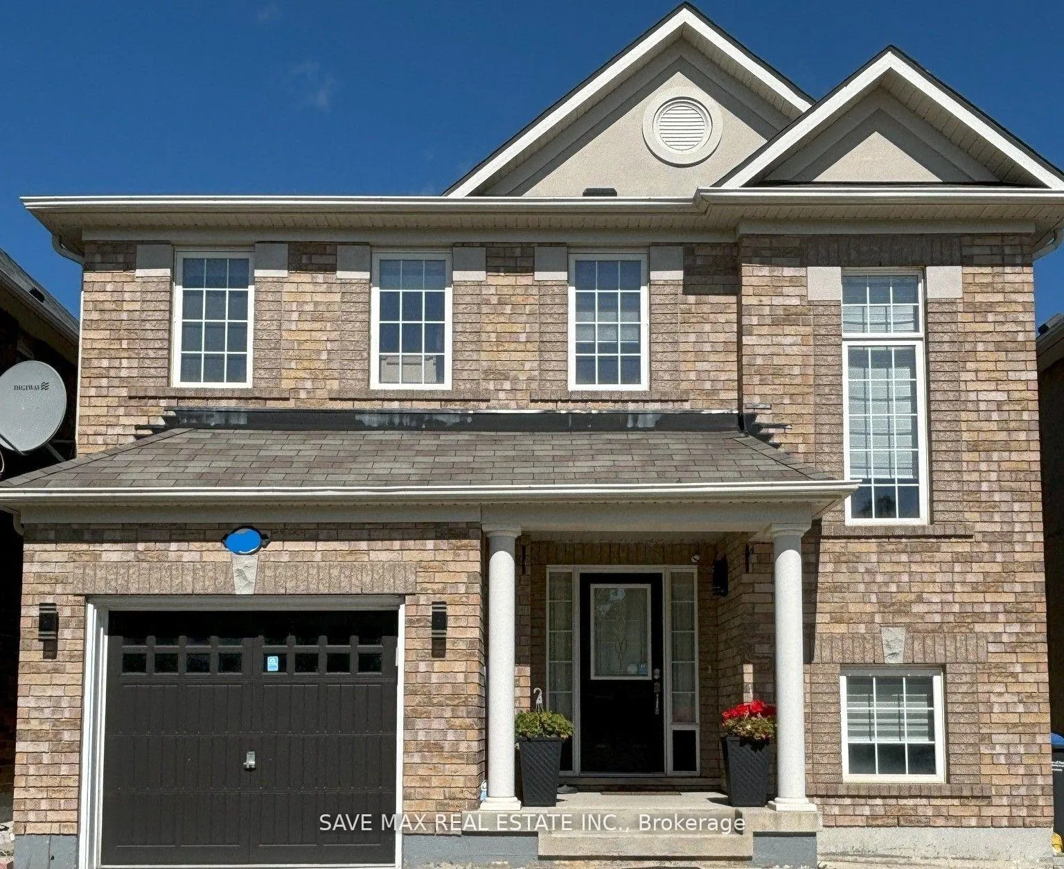 Front of 66 Seascape(Upper) Crescent