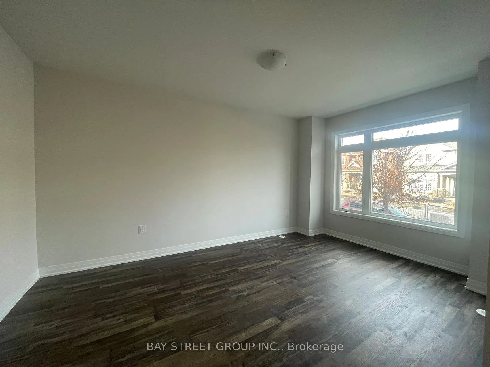 Photo 3 of 77 Rustle Woods Avenue, Markham, Cornell — HOMEH
