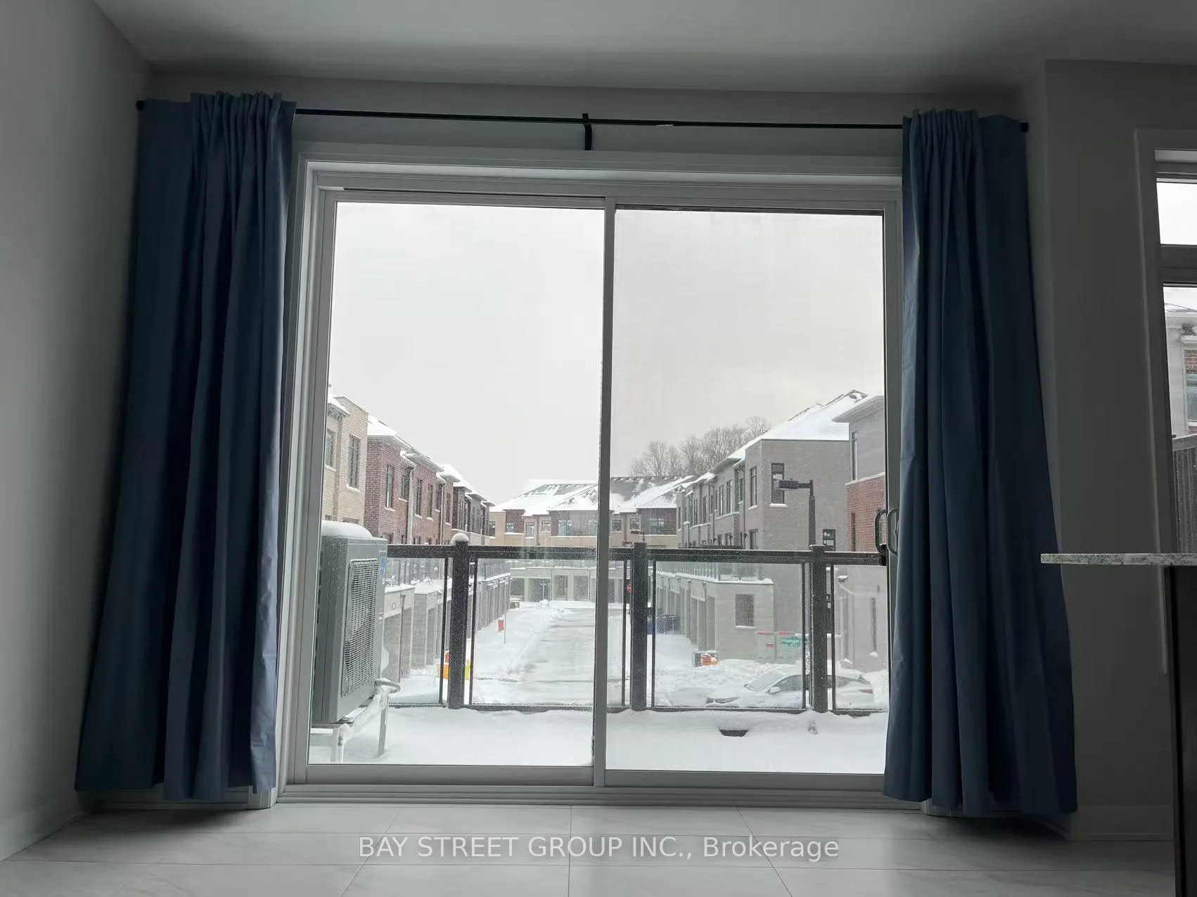Photo 8 of 77 Rustle Woods Avenue, Markham, Cornell — HOMEH