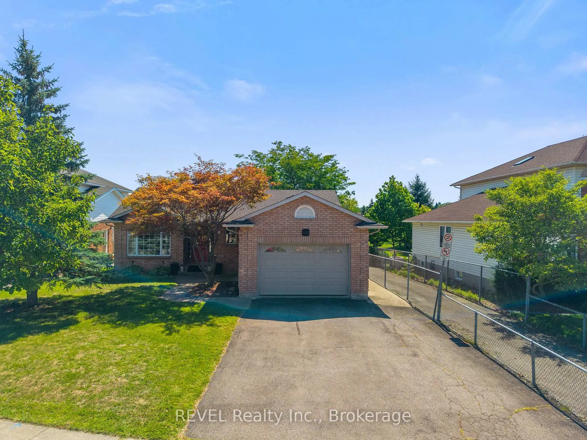 Photo 1 of Unit Lower, 101 Wellandvale Drive, Welland, N. Welland — HOMEH