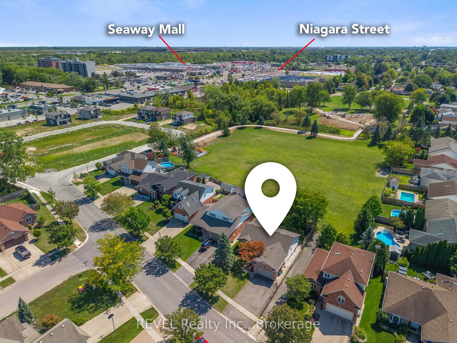 Photo 4 of Unit Lower, 101 Wellandvale Drive, Welland, N. Welland — HOMEH