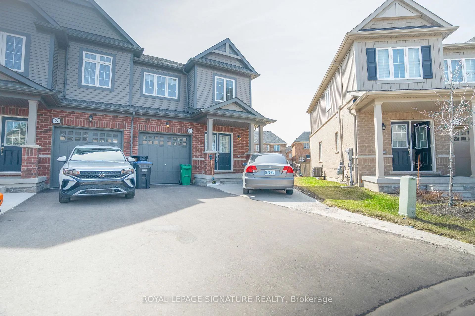 Photo 1 of 6 Brixham Lane, Brampton, Northwest Brampton — HOMEH