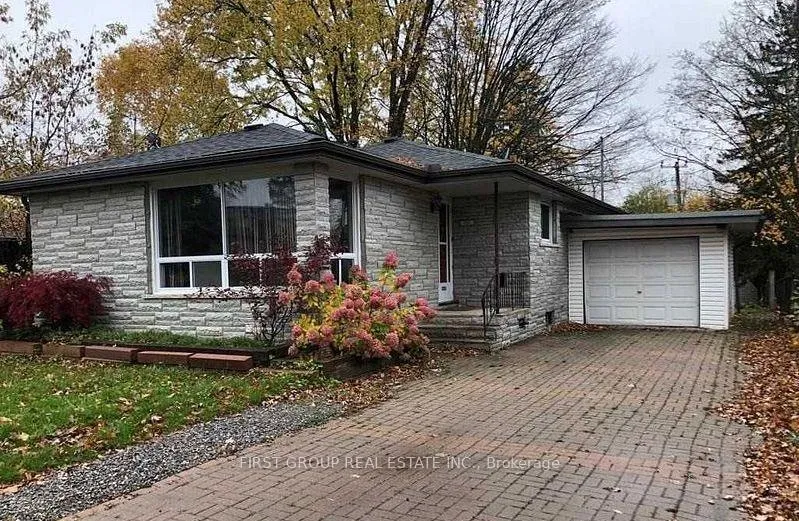 Front of 406 Summerhill Drive