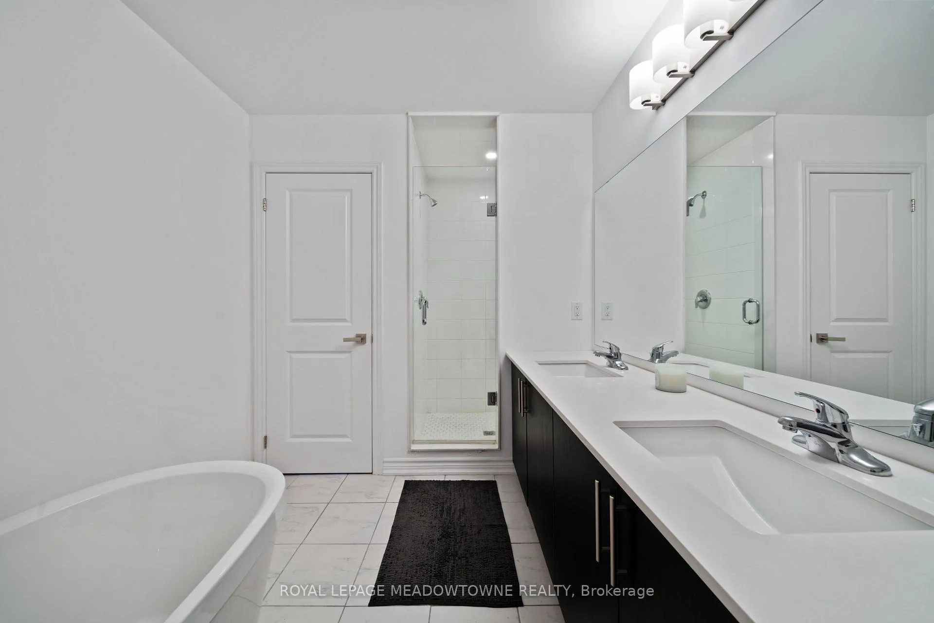 Photo 18 of 60 Harvest Crescent, Barrie, Rural Barrie Southeast — HOMEH
