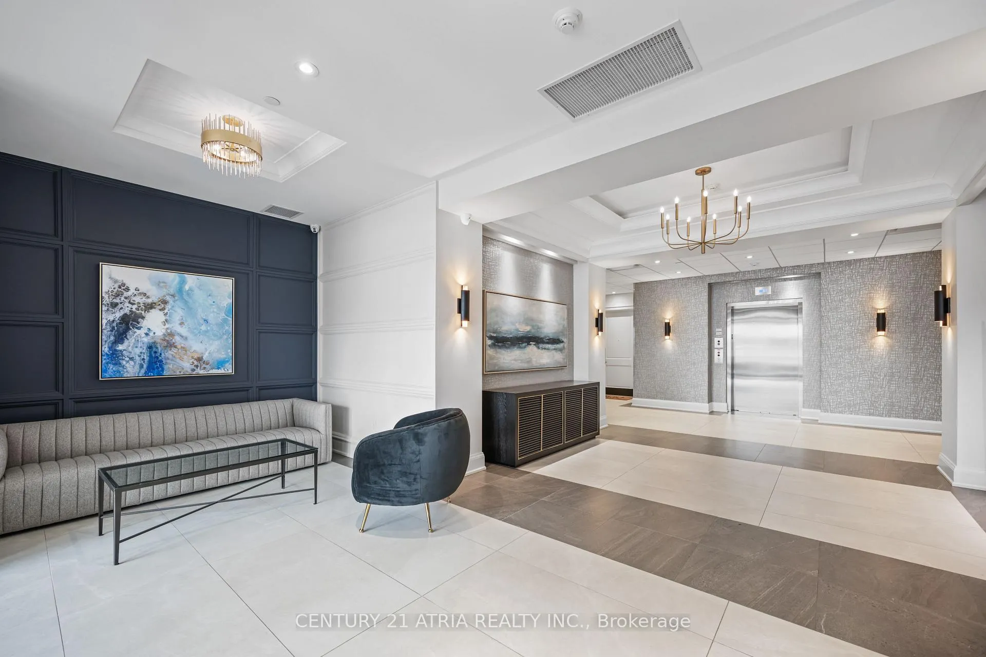 Photo 3 of Unit 102, 208 Main St Unionville, Markham, Unionville — HOMEH