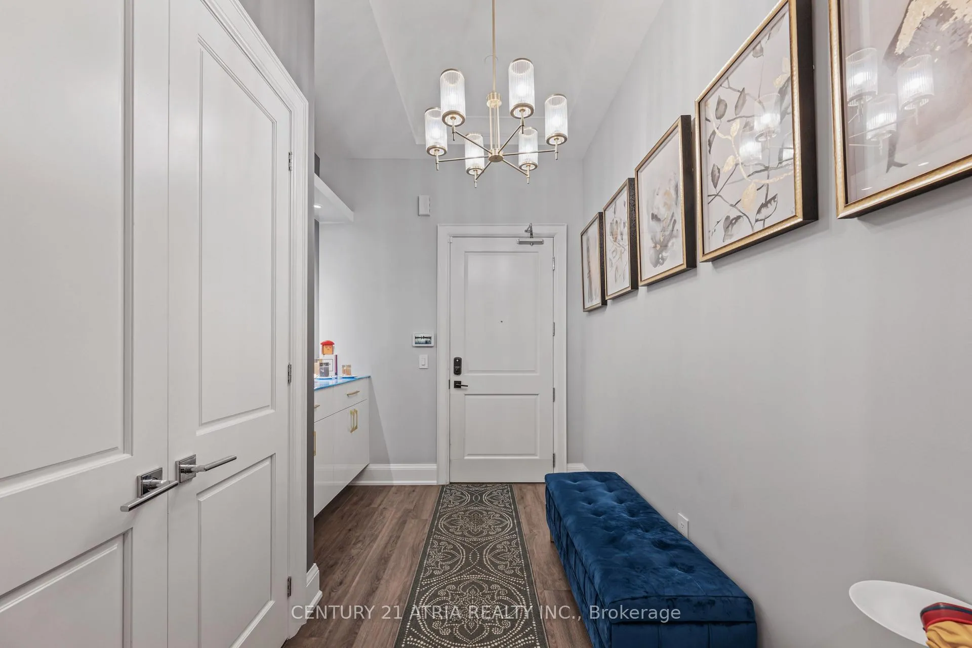 Photo 6 of Unit 102, 208 Main St Unionville, Markham, Unionville — HOMEH