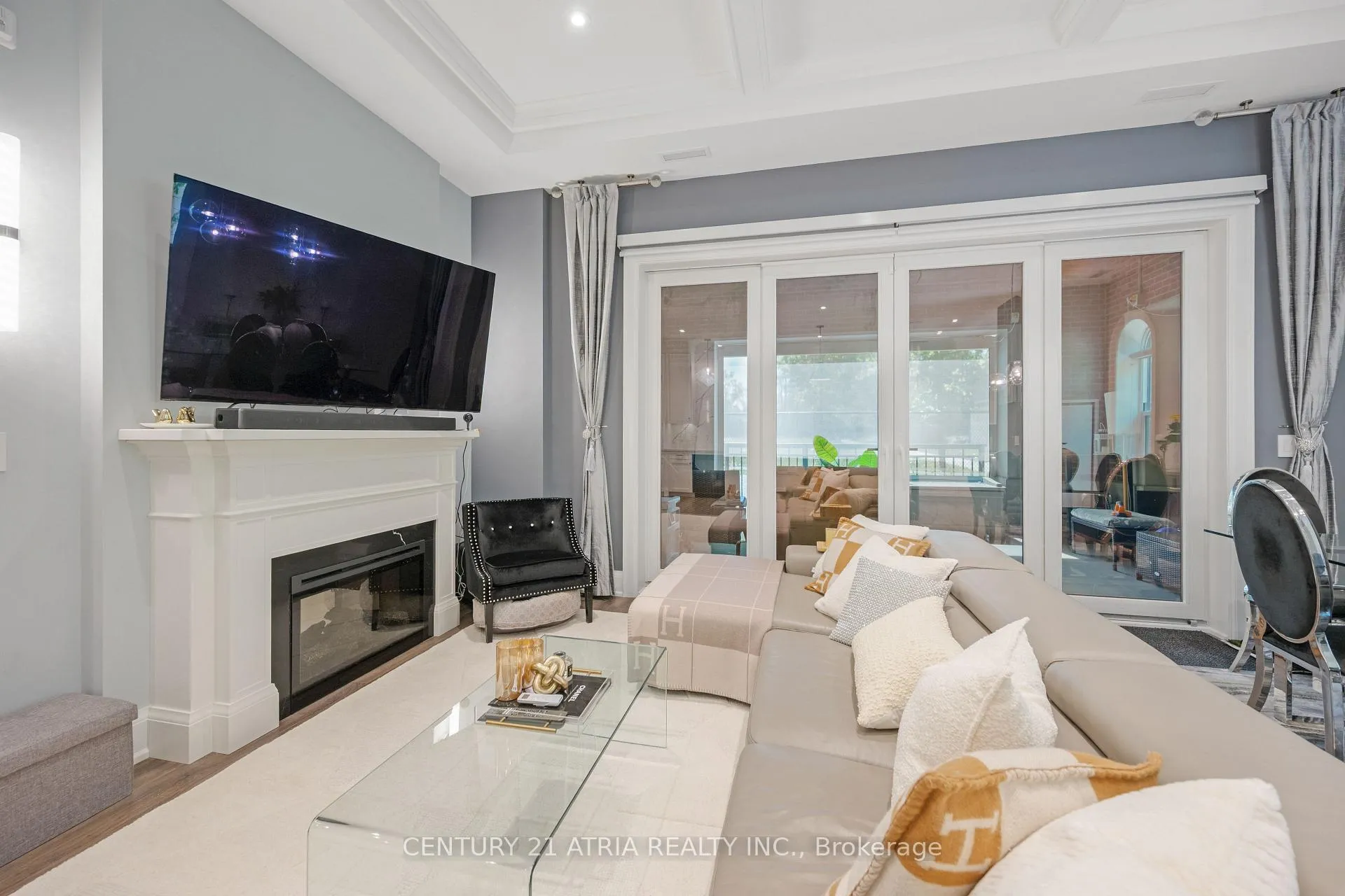 Photo 11 of Unit 102, 208 Main St Unionville, Markham, Unionville — HOMEH