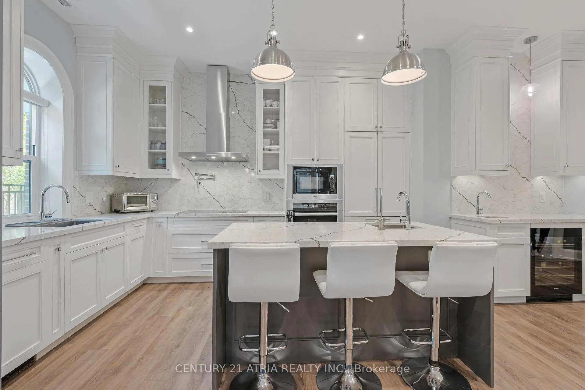 Photo 14 of Unit 102, 208 Main St Unionville, Markham, Unionville — HOMEH