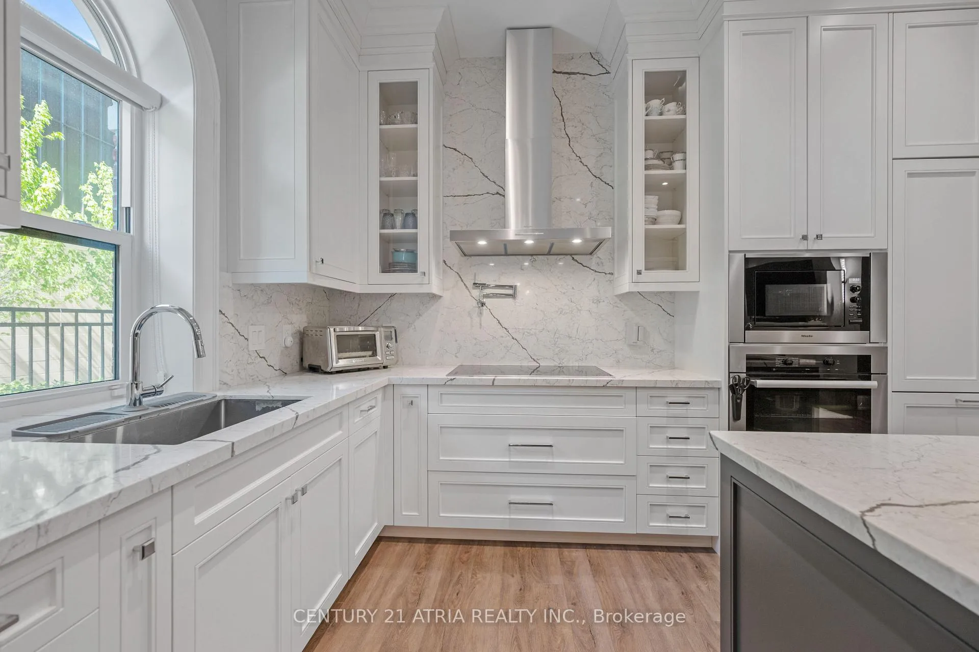 Photo 15 of Unit 102, 208 Main St Unionville, Markham, Unionville — HOMEH