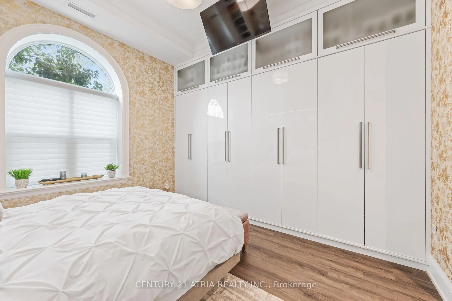Photo 21 of Unit 102, 208 Main St Unionville, Markham, Unionville — HOMEH